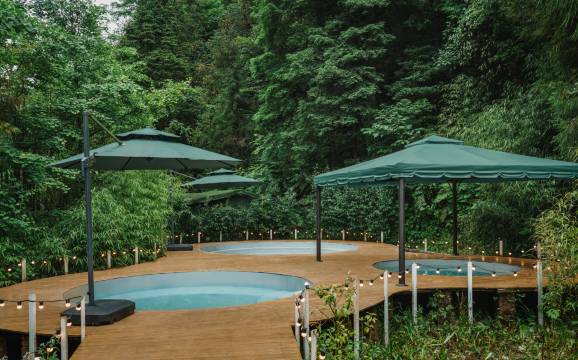 青城山守一山泉私汤酒店图片