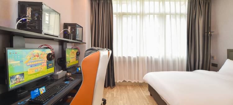 IDJ爱电竞酒店(珠海情侣路海滨泳场店)图片