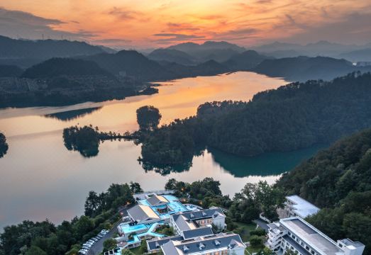 蓝城.千岛湖郡安忆度假村外景图