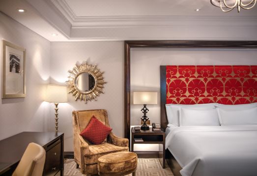 Shanghai Yangzi HotelHotel Overview