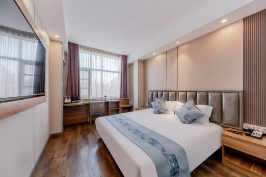 新泰喆熙精品主题酒店