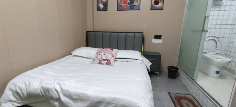七小月民宿(南京南站明发广场地铁站店)图片