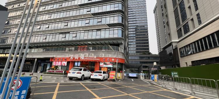 小悠家海景LOFT公寓(汕头领荟湾高铁站店)图片