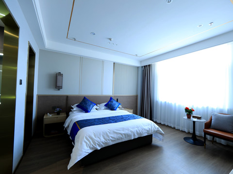 温泉县天泉酒店(湿地公园店)