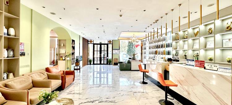 集安星河湾云朵酒店(大吉他广场店)图片