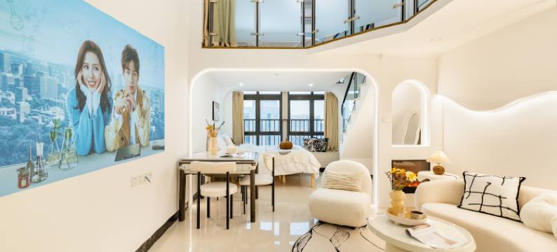 西西设计师民宿(汉溪长隆地铁站店)图片