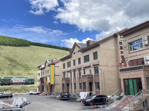 熙嘉丰酒店(阿尔山市政府火车站店)