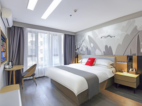 尚客优酒店(兴国中学高铁站店)