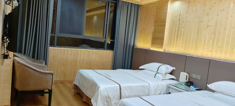 边城三和客栈图片