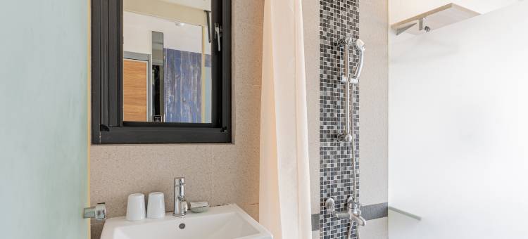 雀客快捷台中福星二馆图片