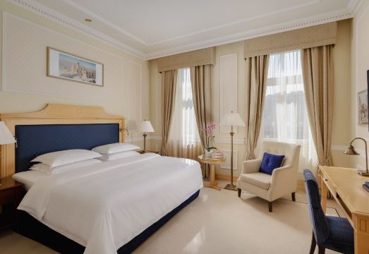 Baltschug Kempinski Moscow Hotel Overview