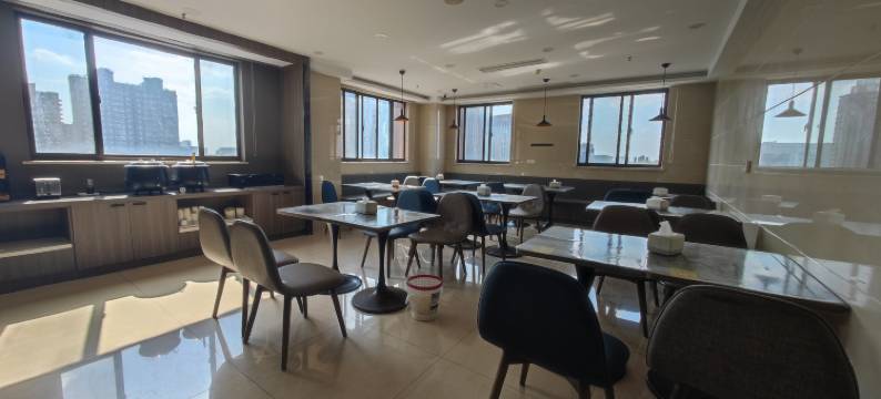 竞放电竞酒店(上海康桥地铁站店)图片