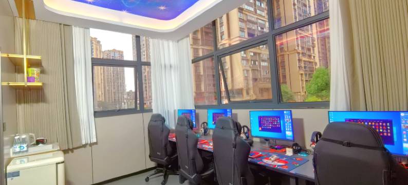 胖哒电竞酒店(广安吾悦广场店)图片