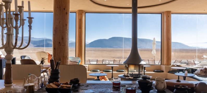 香格里拉·拉菲尔·草原与海·度假庄园 villa(纳帕海景区店)图片