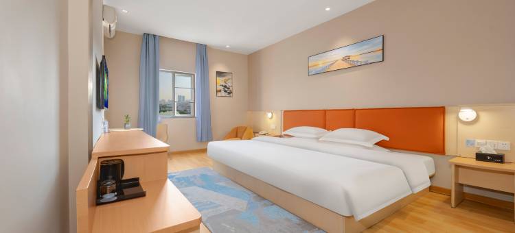 天悦酒店(贵港高铁站东湖店)图片