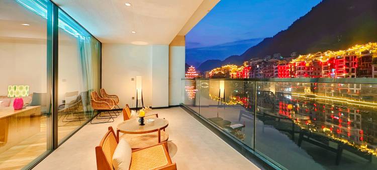 镇远那里·VILLA私享民宿(镇远古城新大桥店)图片