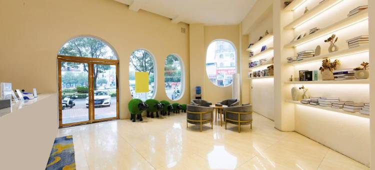 黔花之筑Fashion Business Comfort Hotel·酒店(中府国际广场店)图片