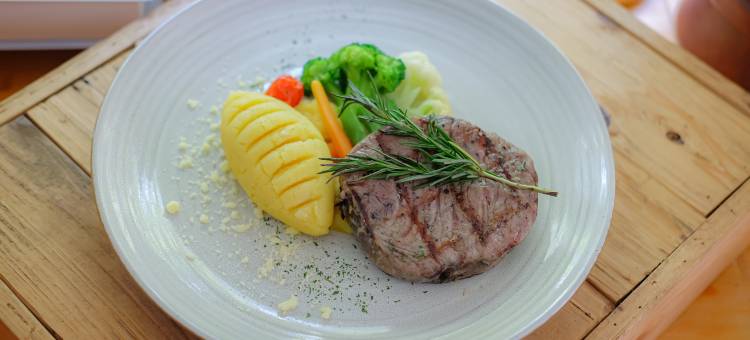 三宝垄新邦利马上峰酒店 Powered by Archipelago(Up-Peak Hotel Simpang Lima Semarang Powered by Archipelago)图片