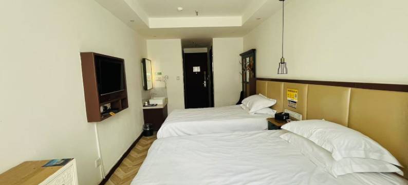 乌鲁木齐华尔云艺术酒店(王家梁地铁站店)图片