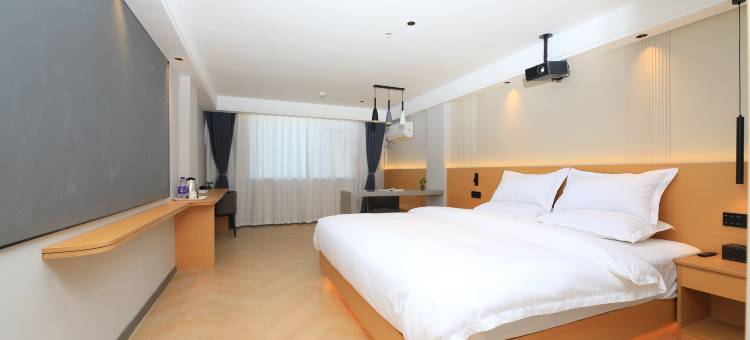 云怡智享酒店(开封鼓楼广场店)图片