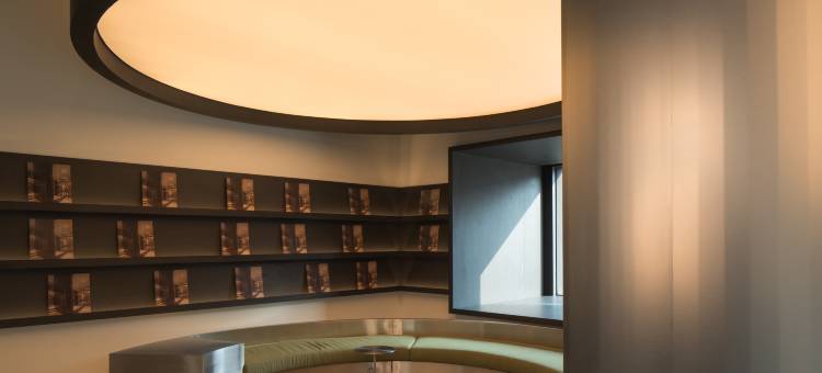 SFEEL设计师酒店(成都万象城万年场地铁站店)图片