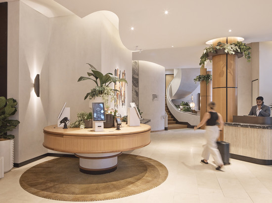 悉尼澳大利亚广场瑞吉斯酒店, EVT旗下