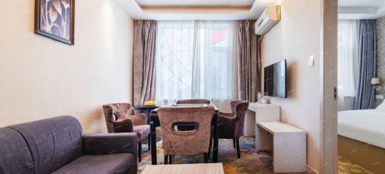 霓尚精品酒店(威海高铁站韩乐坊店)图片