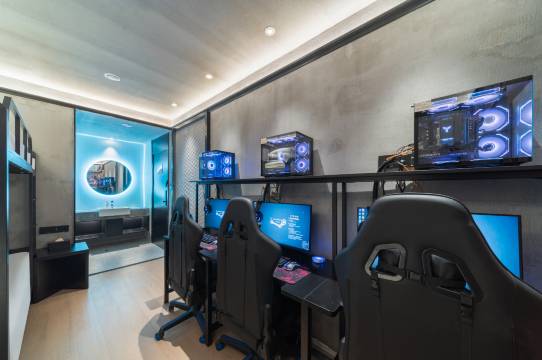 惟凯电竞酒店(福州三坊七巷东街口地铁站店)