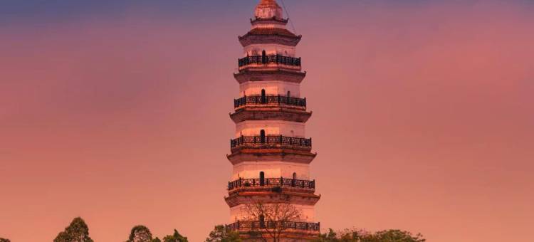 肇庆·星岛StarislandFamilyLakeview湖景酒店(七星岩东门广场店)图片