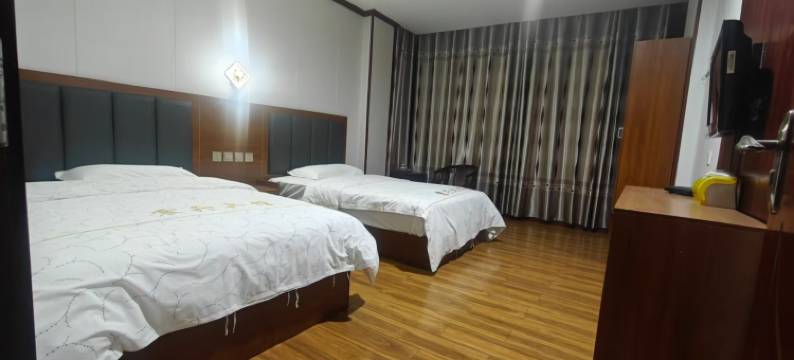 永修震兴宾馆图片