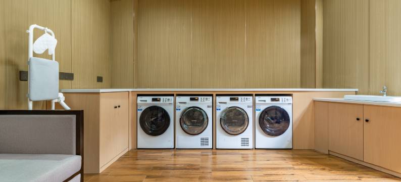 蒙自海伦城市花园酒店(南湖公园新天地步行街店)图片