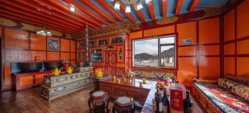 松潘川主寺镇亚日国际大酒店图片