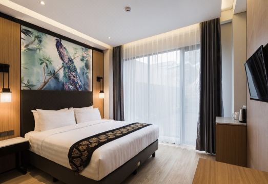 Allura Azana Resort Tawangmangu Hotel Overview