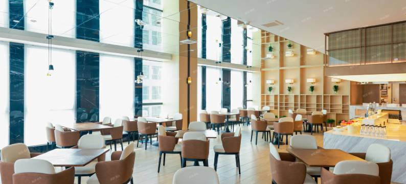 奢漫酒店(西咸新区泾河新城荟智广场店)图片