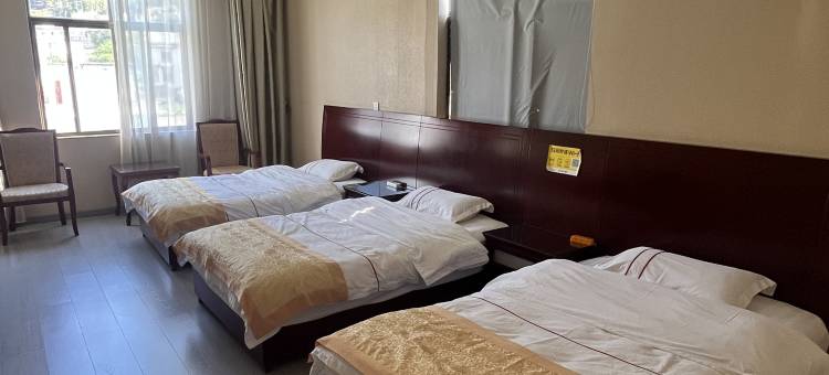 德钦藏东聚龙酒店图片