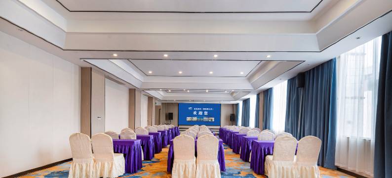 蔚蓝酒店(柳州柳石路龙潭公园店)图片