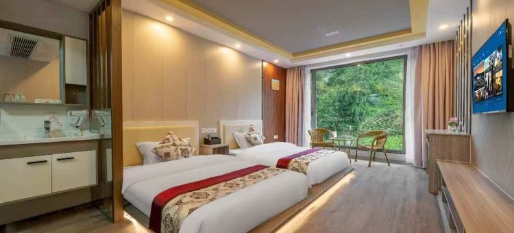 溪上陌下·新中式180°轻奢设计师亲子度假美宿(水墨汀溪风景区店)图片