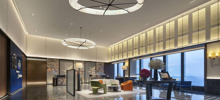 重庆沙坪坝站三峡广场希尔顿欢朋酒店图片