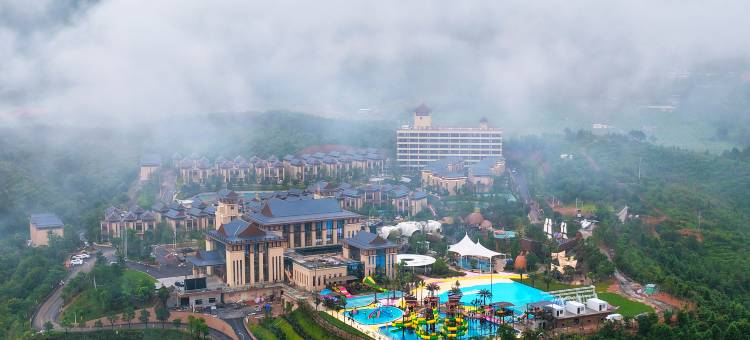 韶关龙泰翁山源温泉城图片