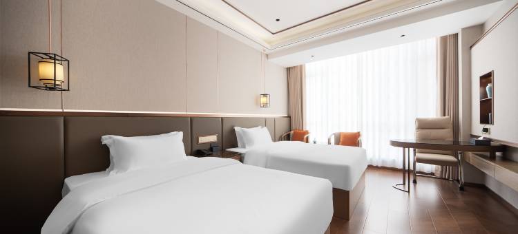 泾川名都酒店图片