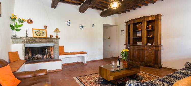 Farmhouse in Bucine with pool图片