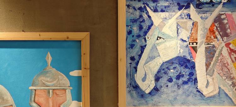 额尔古纳黑山头镇牧云右岸雅居酒店图片