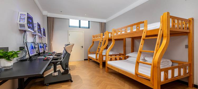 国傲·电竞酒店(老河口客运中心店)图片