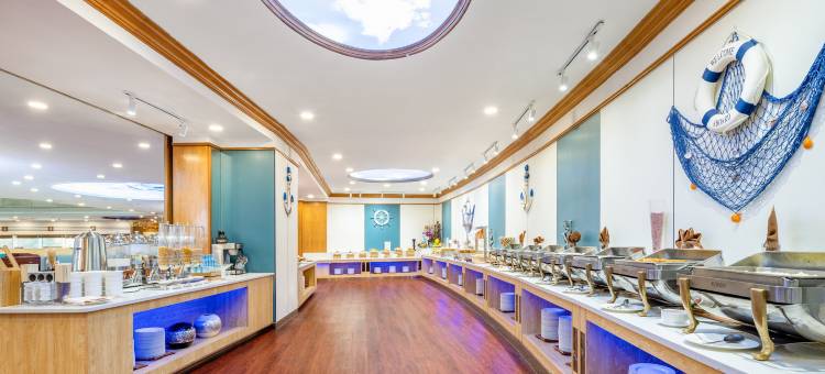 珠海德翰大酒店(情侣路海滨泳场店)图片