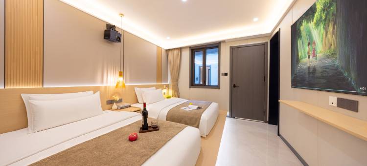 依方筱苑民宿(清明上河园西司夜市店)图片