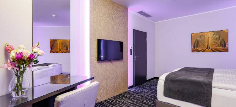 跳舞的房子(Dancing House - Tančící dům Hotel)图片