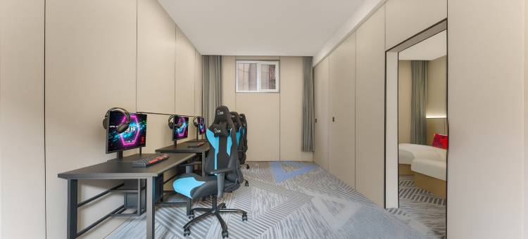 昂拓电竞民宿(邯郸火车站店)图片