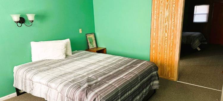 OYO 爱之酒店卡多卡在荒地南达科他州(Love Hotels Kadoka by OYO at Badlands SD)图片