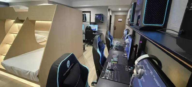 雷神电竞酒店(淄博万象汇八大局店)图片