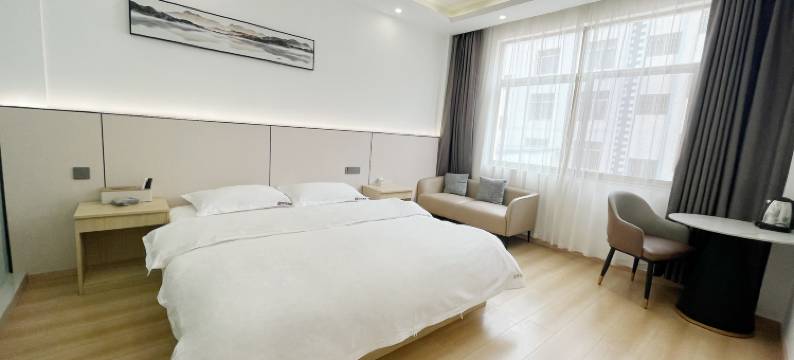 邦达酒店(蒙自文萃路店)图片